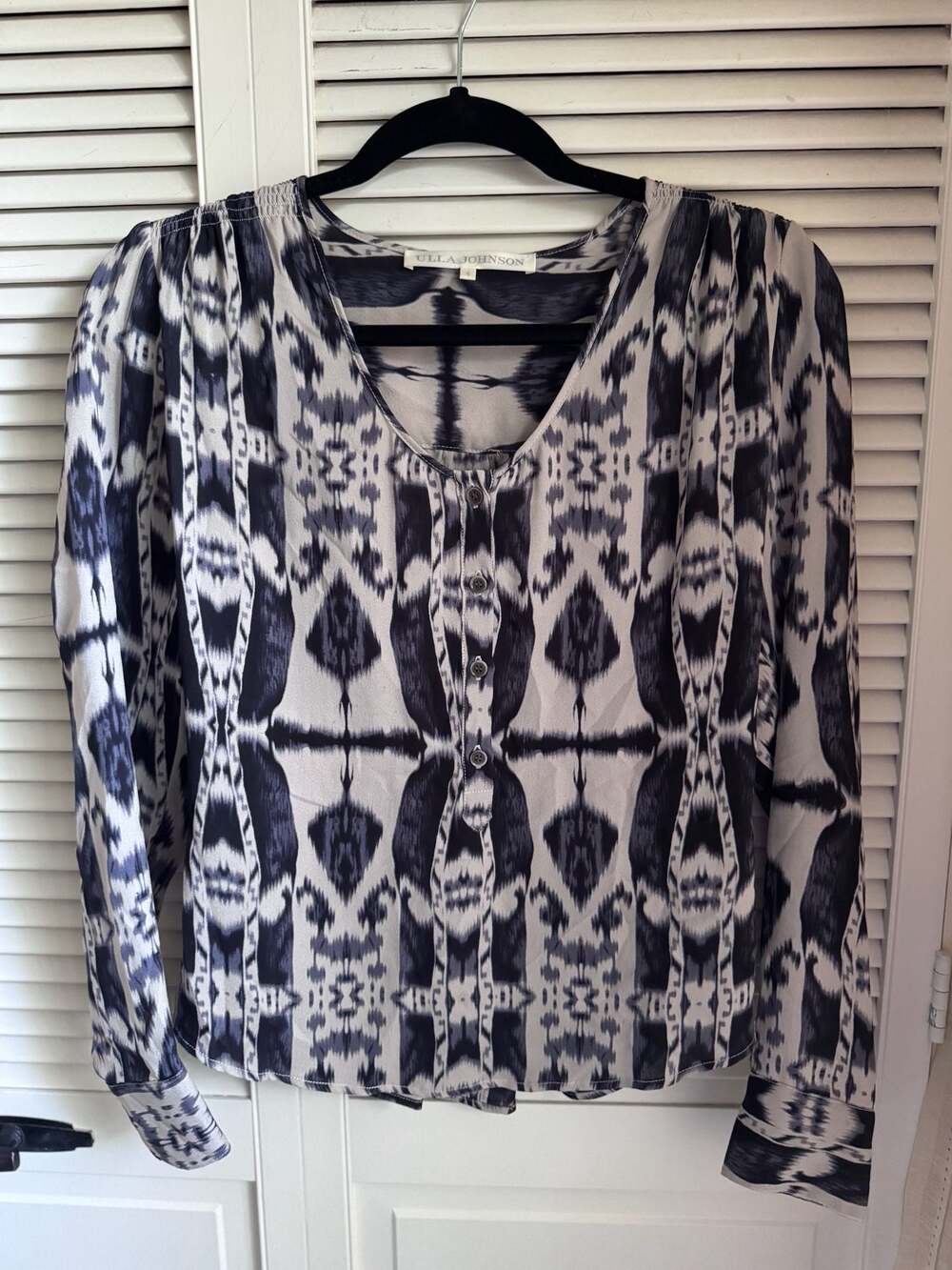 Ulla Johnson 100% Silk Abstract Ikat Print Button Front Blouse